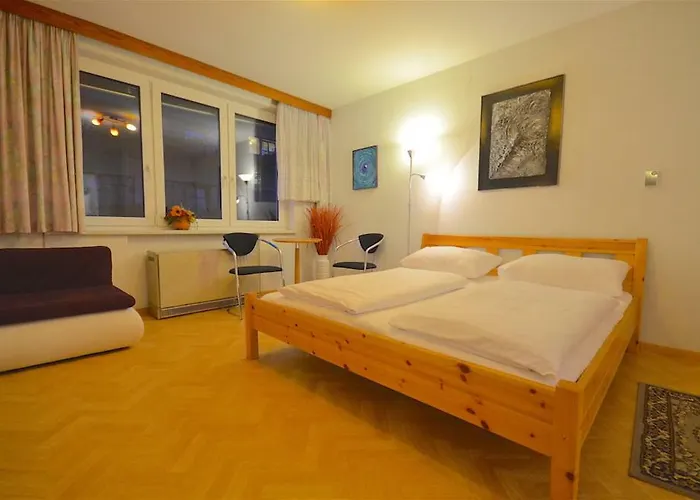 アパート Spacious 2 Bedroom Zell-am-see Town Center ツェル アム ゼー